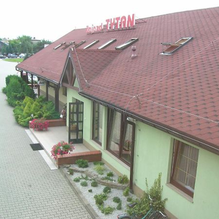 Zajazd Tytan Kochanowice Exterior foto